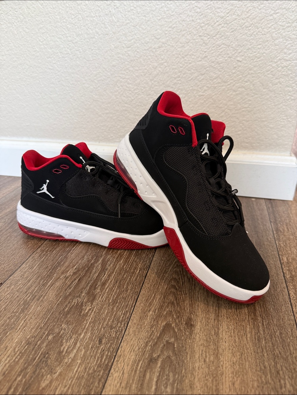 Jordan Black/Red Mid Aura Sneakers